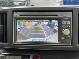 便利な【バックモニター】で安全確認もできます。駐車が苦手な方にもオススメな便利機能です。