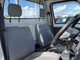みなさまのお車選びのお手伝いをさせてください!スタッフ一同心よりご来店、お問い合わせをお待ちしております!