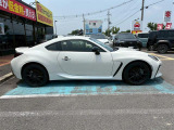 各種カスタムも承っております。エアロ、Aftermarketアルミホイール、シートカバー、Dampers、ダウンサス等カスタムのことも新車王国にお任せ下さい。