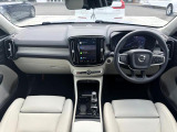 XC40 ウルトラ B4 AWD 4WD 