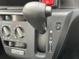 気になる車はすぐにお問い合わせください!画面右側の0066から始まる無料ダイヤルからお問い合わせ下さい!専門スタッフがお車のご質問にお答えいたします!