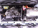 ★★★トヨタ認定中古車★★★ 見えないところまで美しく。室内からエンジンルームまで徹底的に洗浄。「まるごとクリーニング」実施済み!気持ちよくお乗りいただけますようクリーニング済みです。