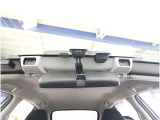 アイサイトVer.3は、プリクラッシュブレーキや車線逸脱警報、誤発進抑制などの機能が充実した運転支援システムです。全車速追従機能付きクルーズコントロールも備え、快適で安全なドライブをサポートします。