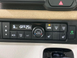【シートヒーター】寒い日に重宝するシートヒーター!エアコンより早く温まってくれるので寒がりの人も安心ですね♪エアコンの温風は乾燥するから苦手、という方にもをおすすめです。