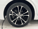 タイヤサイズは235/45R18!納車前の点検時にタイヤ交換させていただきます!純正アルミホイール!