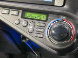 【オートエアコン】一度お好みの温度に設定すれば、車内の温度を検知し風量や温度を自動で調整。暑い…寒い…と何度もスイッチ操作をする必要はありません。快適な車内空間には必須の機能ですね♪