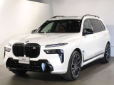 X7 M60i xドライブ 4WD 