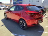 度重なる商品改良によって、ボディカラー面積を増やすことによって、小さい車でありながら、より迫力のあるデザインで仕上がっております。