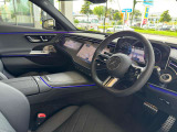 メルセデス・ベンツの定める厳しい基準をクリアしたお車のみをご案内させて頂きます。納車前整備はメーカー規定に基づき100項目以上にも及ぶ点検を熟練のメカニックによって行いご納車させて頂きます。