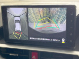 【パノラミックビューモニター】専用のカメラにより、上から見下ろしたような視点で360度クルマの周囲を確認することができます☆死角部分も確認しやすく、狭い場所での切り返しや駐車もスムーズに行えます。
