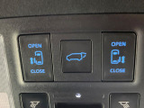 【パワーバックドア】スマートキーや運転席のボタンを押すだけでリアゲートが自動で開閉します!荷物を持っている時や、高い位置にあるバックドアを閉める際に便利な機能です♪