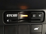 【ETC車載器】もはや必須アイテムのETCを搭載!高速道路のご利用時にとても便利!わずらわしい料金所での現金支払いが不要となりスムーズに通過できます♪