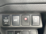 【パワーバックドア】スマートキーや運転席のボタンを押すだけでリアゲートが自動で開閉します!荷物を持っている時や、高い位置にあるバックドアを閉める際に便利な機能です♪