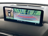 【360°ビューモニター】専用のカメラにより、上から見下ろしたような視点で360度クルマの周囲を確認することができます☆死角部分も確認しやすく、狭い場所での切り返しや駐車もスムーズに行えます。
