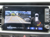 ナビ装着用スペシャルパッケージ(3視点切替えリアワイドカメラ)またパーキングセンサーにより音と表示で障害物の接近をお知らせします。