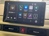 【ディスプレイオーディオ】お持ちのスマホやMP3プレイヤーとの無線接続で音楽再生が可能!コードで繋ぐわずらわしさも無く、手軽にお気に入りの音楽を楽しめます。
