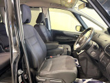 ドライバーによって運転しやすいポジションは異なり、あの車はどうなのか不安なこともありますよね。気になるお車は店頭で乗り込んでご確認いただけます♪