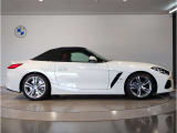 ☆BMWの前後重量配分50:50はエンジン自体をフロントタイヤよりも後ろにずらし、通常はエンジンルーム内に搭載される重量物であるバッテリーをトランクに移動させるなどして実現されています☆