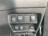 オートバックドア装備。雪の日も運転席から先にバックドア開けます。