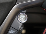PLUS SPORTボタン付きでスポーツアシストが使えます。