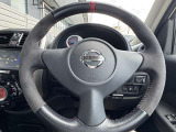 ハンドルのデザインもニスモ仕様☆赤のラインがカッコいい☆