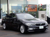 BMW在庫保有台数常時100台以上!ご来店の際はBMW本店(厚木市下荻野140-1)にご来店ください!弊社自慢の全天候型ショールーム!BMW在庫保有台数常時100台以上ございます!