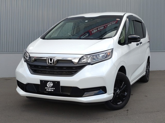 フリード 1.5 ハイブリッド G ブラックスタイル 4WD 