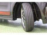 タイヤサイズ 165/55R15。