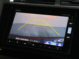 バックカメラが装備されており、後方の安全確認はもちろんのこと狭い場所での駐車や雨の日・夜間など視界の悪いコンディションでのストレスの軽減にもなります!