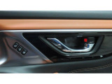 運転席のシートポジションメモリー機能は、登録済みの運転者と交代しても、シートポジションの変更の手間がかかりません。