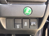 【VSA】ブレーキ時の車輪ロックを防ぐABS、加速時などの車輪空転を抑えるTCS、旋回時の横滑り抑制の3つの機能をトータルに制御!予期しないクルマの挙動の乱れを防ぐ安全装備です♪
