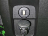 【充電用USB端子】デバイスの充電に便利です。※実際の接続端子は写真で確認or店舗までご気軽にお問合せください♪