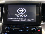【ナビ機能付きディスプレイオーディオ】ナビ機能搭載の他、お持ちのスマートフォンと連携して、ナビやbluetoothでの音楽再生が可能です♪デザインはもちろん操作性も良好!