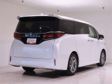 ★★★トヨタ認定中古車★★★ 1年間走行距離無制限の「ロングラン保証」が付いています。全国約5,000ヶ所のトヨタのお店で保証修理可能です。お出かけ先でも安心です。選べる延長保証もご用意しています。