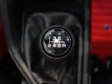 6速MTのお車です♪直感的な操作を楽しむことができます!