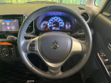 【純正革巻きステアリング】上質な革を使用することで、手にしっかり馴染みとても運転しやすいハンドルです♪