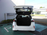 大きく開くリヤハッチ,荷物スペースも確保できます