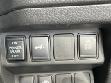 【パワーバックドア】スマートキーや運転席のボタンを押すだけでリアゲートが自動で開閉します!荷物を持っている時や、高い位置にあるバックドアを閉める際に便利な機能です♪