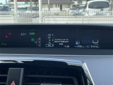 【メーター】メーターまわりも鮮やかに照らし出され、デザイン、安全性ともにバッチリですね。