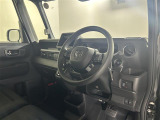 気になる車はすぐにお問い合わせください!画面右側の0066から始まる無料ダイヤルからお問い合わせ下さい!専門スタッフがお車のご質問にお答えいたします!