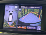 【アラウンドビューモニター】専用のカメラにより、上から見下ろしたような視点で360度クルマの周囲を確認することができます☆死角部分も確認しやすく、狭い場所での切り返しや駐車もスムーズに行えます。