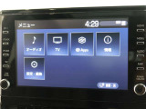 ディスプレイオーディオを装備。スマホとクルマをつなぐことで、これまでよりも、いろんなサービスが楽しめます