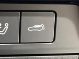【パワーバックドア】スマートキーや運転席のボタンを押すだけでリアゲートが自動で開閉します!荷物を持っている時や、高い位置にあるバックドアを閉める際に便利な機能です♪