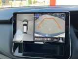 見下ろしているかのような映像で、駐車もスムーズにできる。アラウンドビューモニター