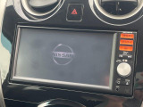 【純正ナビ】人気の純正ナビを装備しております。ナビの使いやすさはもちろん、オーディオ機能も充実!キャンプや旅行はもちろん、通勤や買い物など普段のドライブも楽しくなるはず♪