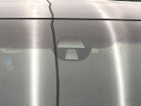 【シティブレーキアクティブシステム】低速走行中に前方の車両等を認識し、衝突しそうな時は警報とブレーキで衝突回避と被害軽減をアシスト。より安全にドライブをお楽しみいただけます。