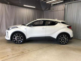 C-HR ハイブリッド 1.8 S GR スポーツ 