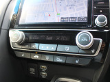 オートエアコンのお車ですので室内の温度をスムーズに調整してくれます♪