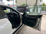 BMW Premium Selection 調布/〒182-0015東京都調布市八雲台2-14-1/TEL.042-426-1166/営業時間:10:00-18:00