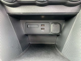 Bluetooth接続に加え、Android AutoやApple CarPlayにも対応。メディア選択の幅が広がりました。